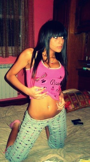 Bethany from Kansas is looking for adult webcam chat