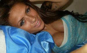 Fabiola from Blue Springs, Missouri is looking for adult webcam chat