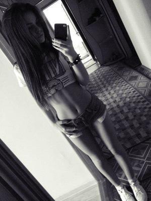 Carole from Providence, Rhode Island is looking for adult webcam chat