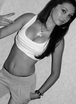 Meet local singles like Gretchen from Massachusetts who want to fuck tonight