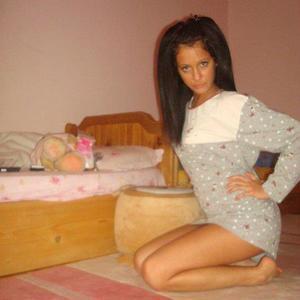 Felicidad from  is looking for adult webcam chat