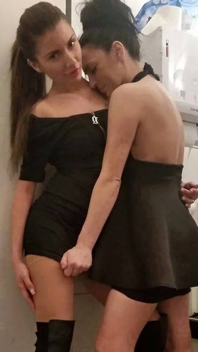 Looking for girls down to fuck? Ana from Washington is your girl