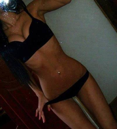 Stella from Illinois is looking for adult webcam chat