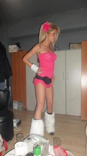 Looking for local cheaters? Take Dejah from Michigan home with you