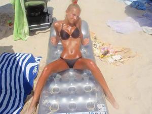 Monica from Florida is interested in nsa sex with a nice, young man