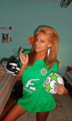 Shelly from Kentucky is DTF, are you?