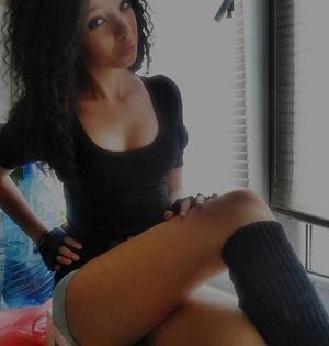 Kelly from Ohio is looking for adult webcam chat