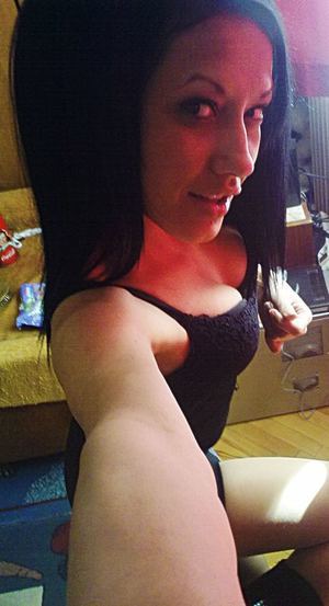Looking for girls down to fuck? Elena from Colorado is your girl