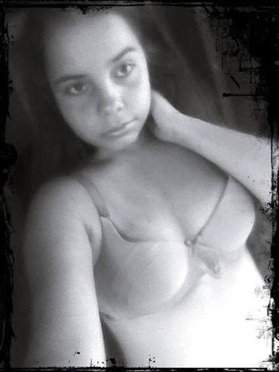 Escorts like Kristen are down to fuck you now!