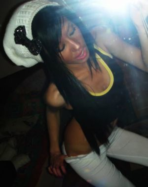 Looking for girls down to fuck? Yvonne from Minnesota is your girl
