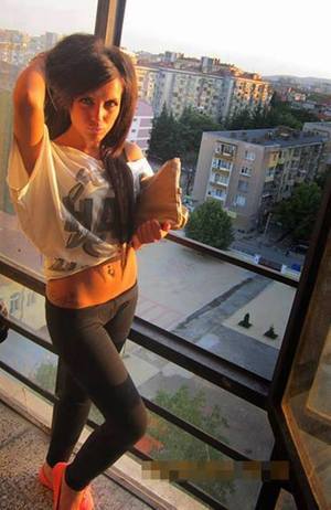 Looking for local cheaters? Take Paula from District Of Columbia home with you