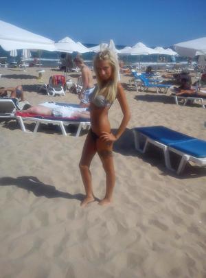 Escorts like Aliza are down to fuck you now!