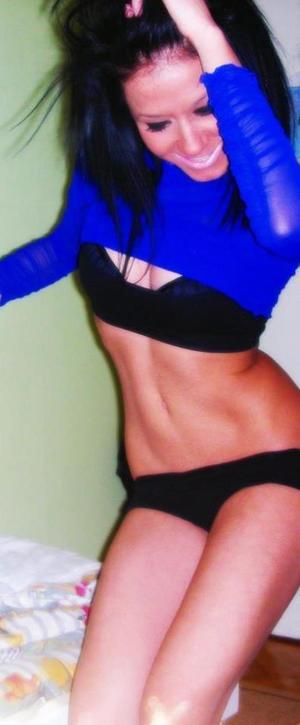 Looking for girls down to fuck? Angie from Texas is your girl