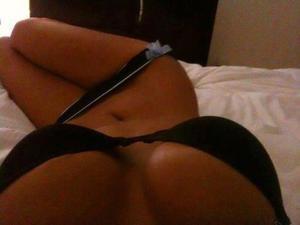 Looking for local cheaters? Take Juliet from New York home with you